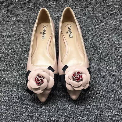 CHANEL Shallow mouth flat shoes Women--060